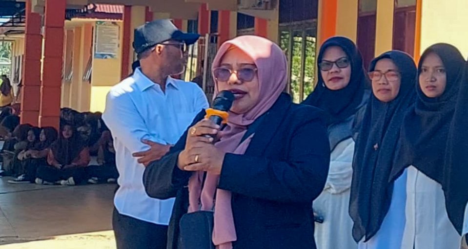 Plt Kepala Sekolah SMA Negeri 1 Kuta Makmur Buka Kegiatan Lomba Meriahkan HUT RI Ke-80 Tahun 2025